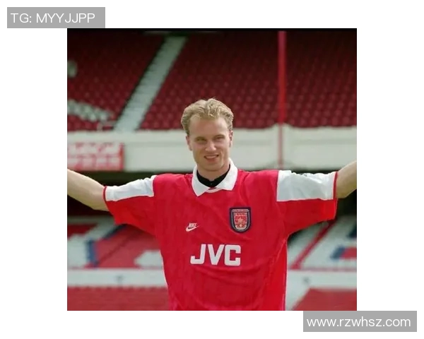 足球明星精彩瞬间全景回顾尽览足坛传奇风采与荣耀时刻 足球明星精彩瞬间全景回顾尽览足坛传奇风采与荣耀时刻